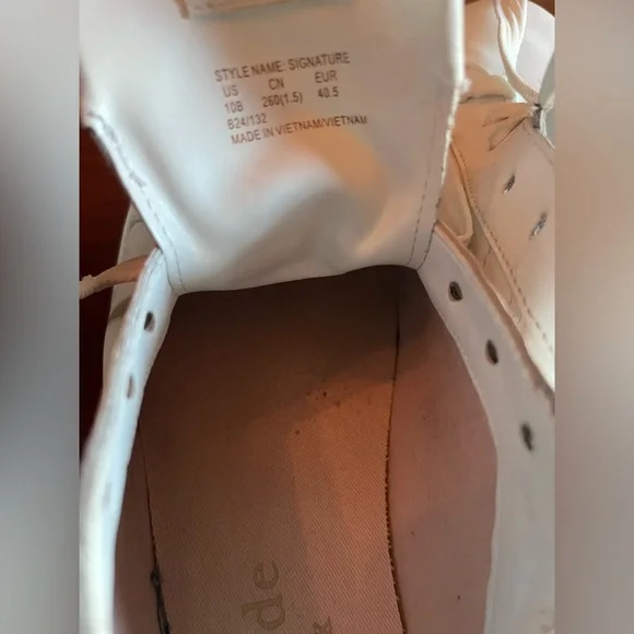 Kate Spade-K As In Kate Court Sneakers US 10B
EUR40.5 Black & White leather logo - Picture 11 of 15